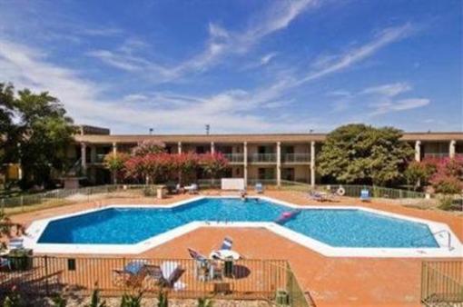 фото отеля Quality Inn North Austin