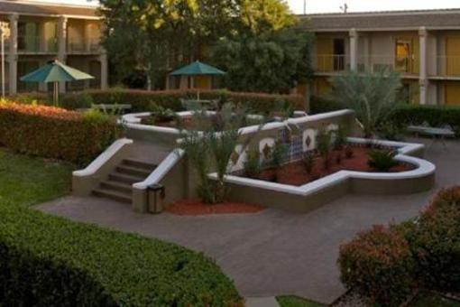 фото отеля Quality Inn North Austin