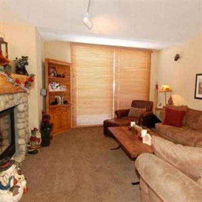 фото отеля Vacation Rentals at Snowcreek Resort in Mammoth Lakes