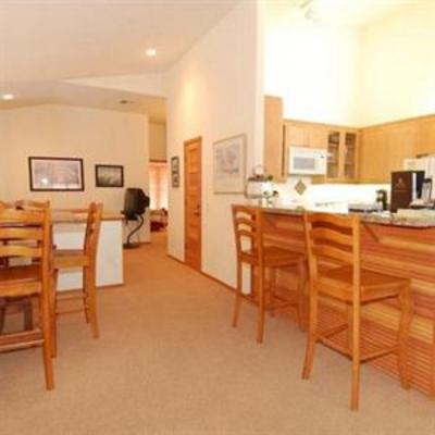 фото отеля Vacation Rentals at Snowcreek Resort in Mammoth Lakes