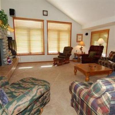 фото отеля Vacation Rentals at Snowcreek Resort in Mammoth Lakes