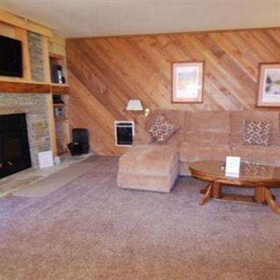 фото отеля Vacation Rentals at Snowcreek Resort in Mammoth Lakes