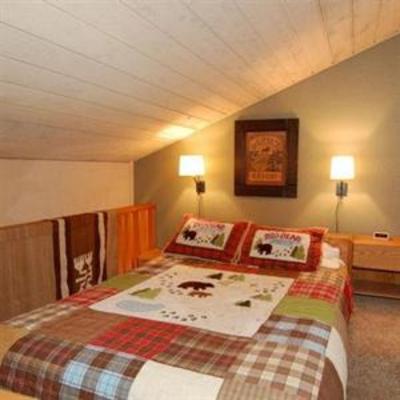 фото отеля Vacation Rentals at Snowcreek Resort in Mammoth Lakes