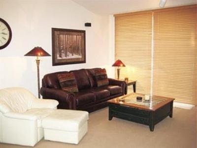 фото отеля Vacation Rentals at Snowcreek Resort in Mammoth Lakes