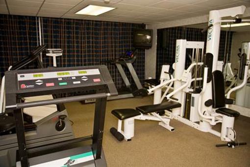 фото отеля Holiday Inn Cleveland Airport