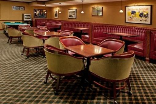 фото отеля Holiday Inn Cleveland Airport