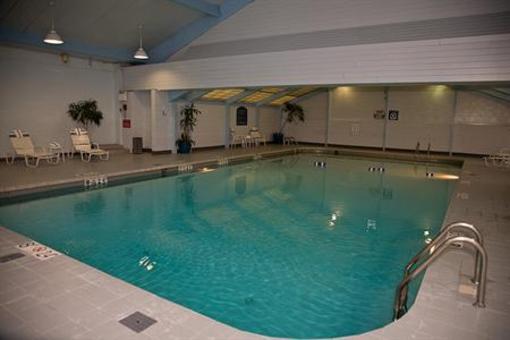 фото отеля Holiday Inn Cleveland Airport