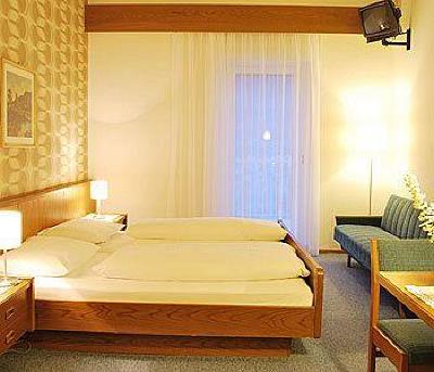 фото отеля Hotel Tappeiner