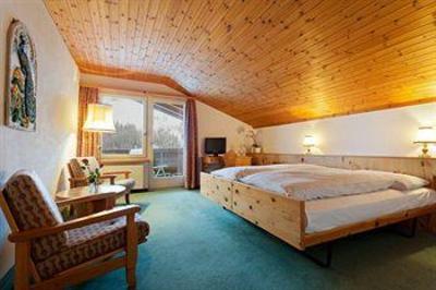 фото отеля Hotel Alpensonne Arosa