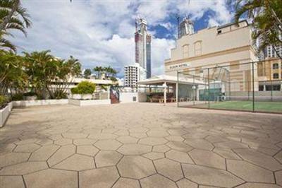 фото отеля Centrepoint Resort Gold Coast