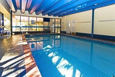 фото отеля Centrepoint Resort Gold Coast