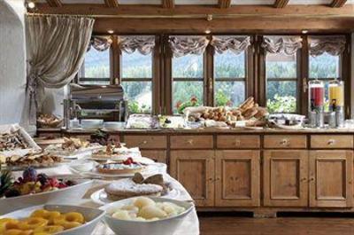 фото отеля Park Hotel Faloria Cortina d'Ampezzo