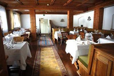 фото отеля Park Hotel Faloria Cortina d'Ampezzo