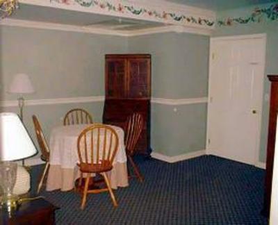 фото отеля Elk Forge B&B Inn, Retreat and Day Spa