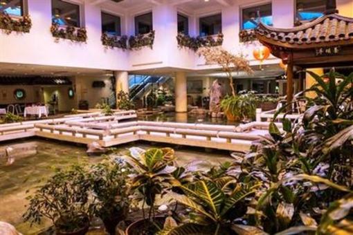 фото отеля Holiday Inn Select Montreal Centre-Ville