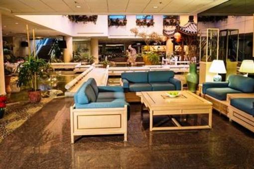 фото отеля Holiday Inn Select Montreal Centre-Ville