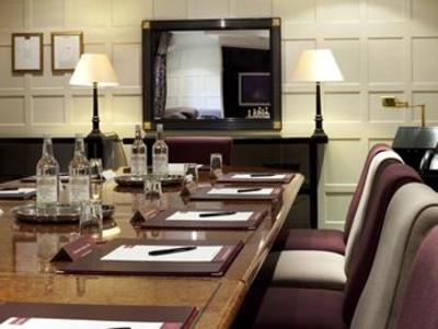 фото отеля Mercure White Hart Salisbury