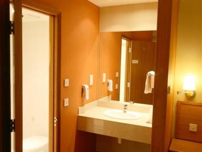 фото отеля Days Inn Peterborough