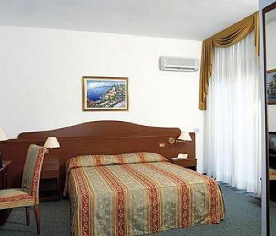 фото отеля Hotel London Jesolo