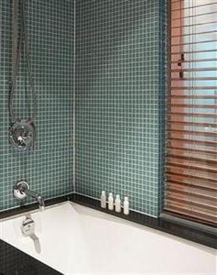 фото отеля ALT Hotel Brossard's Quartier DIX30