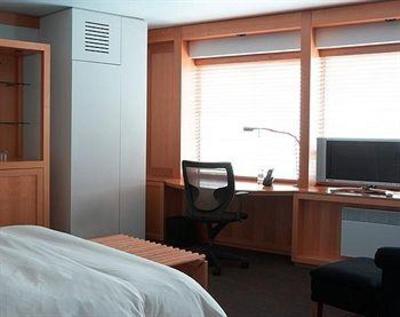 фото отеля ALT Hotel Brossard's Quartier DIX30