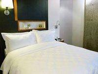 ALT Hotel Brossard's Quartier DIX30