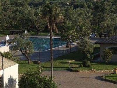 фото отеля Feudo Degli Ulivi Resort Borgia