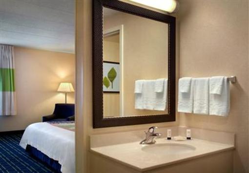 фото отеля Fairfield Inn Boston Woburn