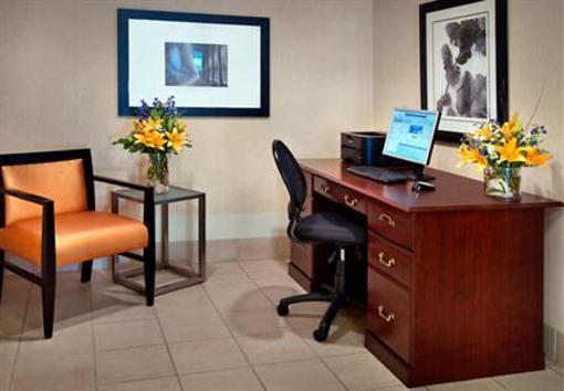 фото отеля Fairfield Inn Boston Woburn