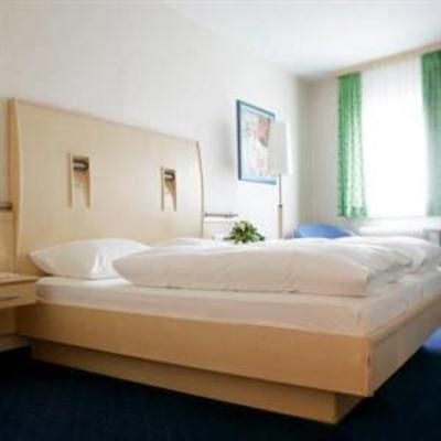 фото отеля Hotel Krone Hirschberg an der Bergstraße