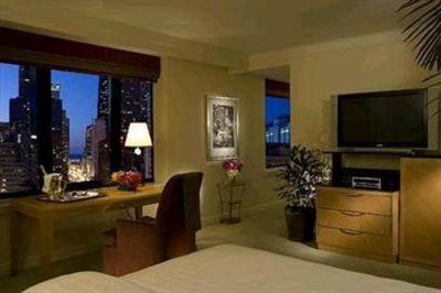 фото отеля Conrad Chicago