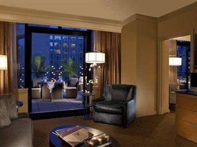фото отеля Conrad Chicago