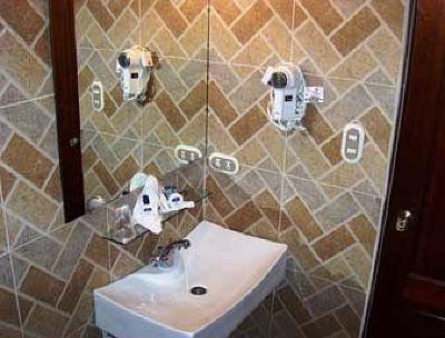 фото отеля Howard Johnson Inn Guatemala City