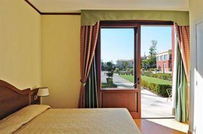 фото отеля Park Hotel Villa Vicini