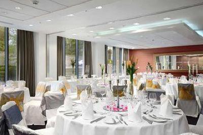фото отеля Hilton Dublin Kilmainham