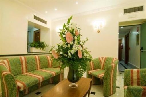 фото отеля Oak Hotel Tokyo