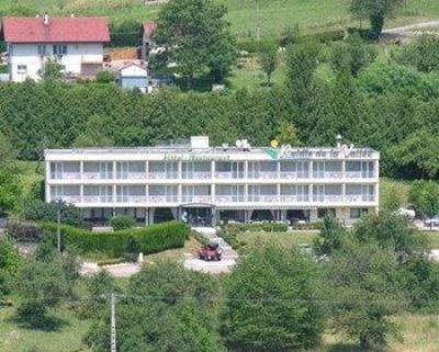 фото отеля Hotel Le Relais De La Vallee Hyevre-Paroisse