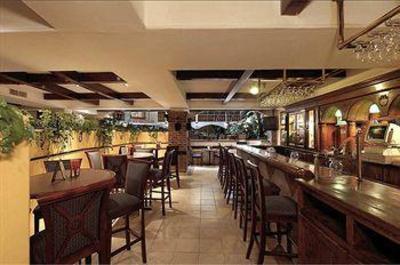 фото отеля Embassy Suites Hotel Austin Central