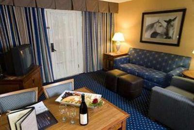 фото отеля Embassy Suites Hotel Austin Central