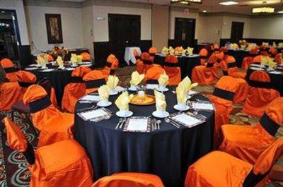 фото отеля Embassy Suites Hotel Austin Central