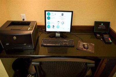 фото отеля Embassy Suites Hotel Austin Central