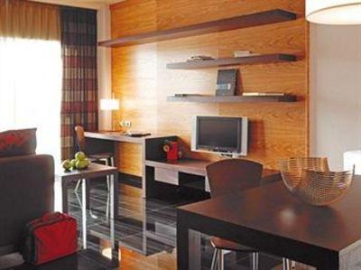 фото отеля Hesperia Fira Suites