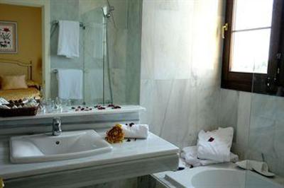 фото отеля Hotel Spa Villa de Alarcon