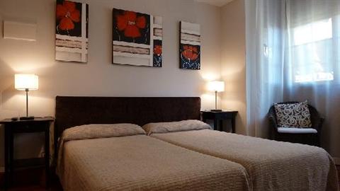 фото отеля Hotel Itxas Gain Getaria
