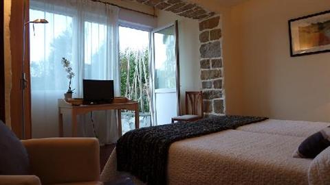 фото отеля Hotel Itxas Gain Getaria