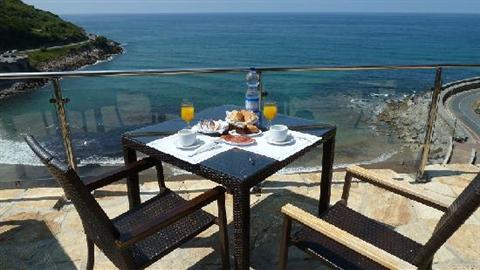 фото отеля Hotel Itxas Gain Getaria