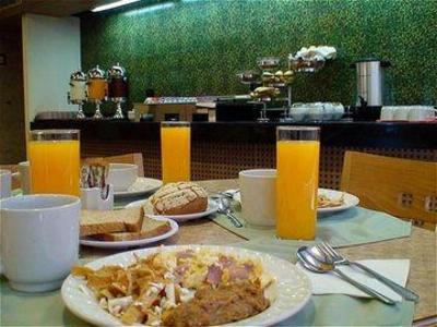 фото отеля Best Western Plus Monterrey Colon