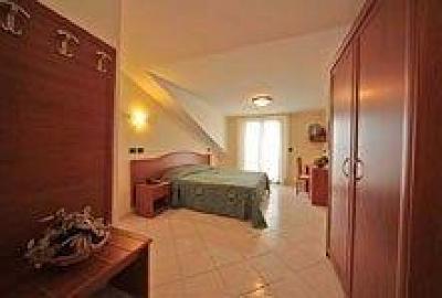 фото отеля Hotel Adria Rodi Garganico