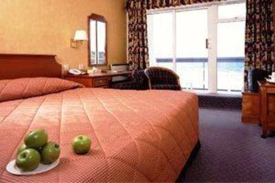 фото отеля Golden Sands Hotel Saint Brelade