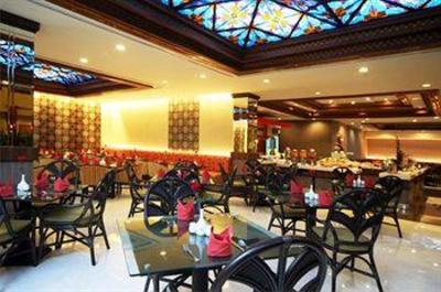 фото отеля Jogjakarta Plaza Hotel